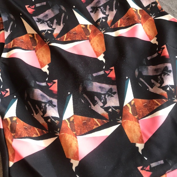 Colorful H&M Peplum Top - Picture 3 of 5